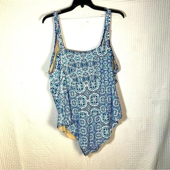 SUITSUITS FOR ALL Plus Size 34 Swimwear 1 Piece Padded Cups Adjust Straps NEW - Picture 2 of 9